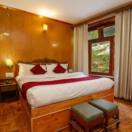 Holiday Home International -Vivaan Stays Манали Экстерьер фото