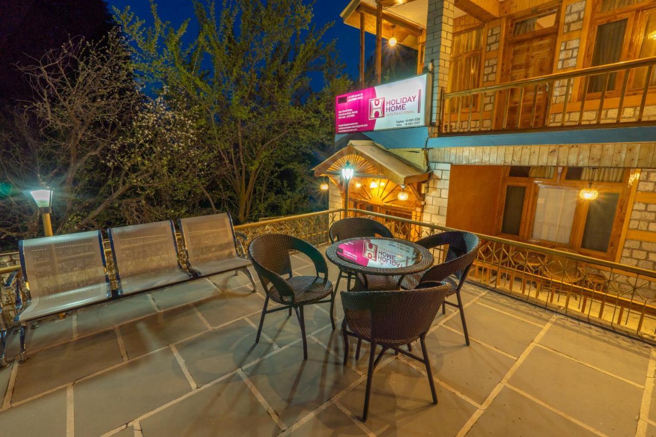 Holiday Home International -Vivaan Stays Манали Экстерьер фото