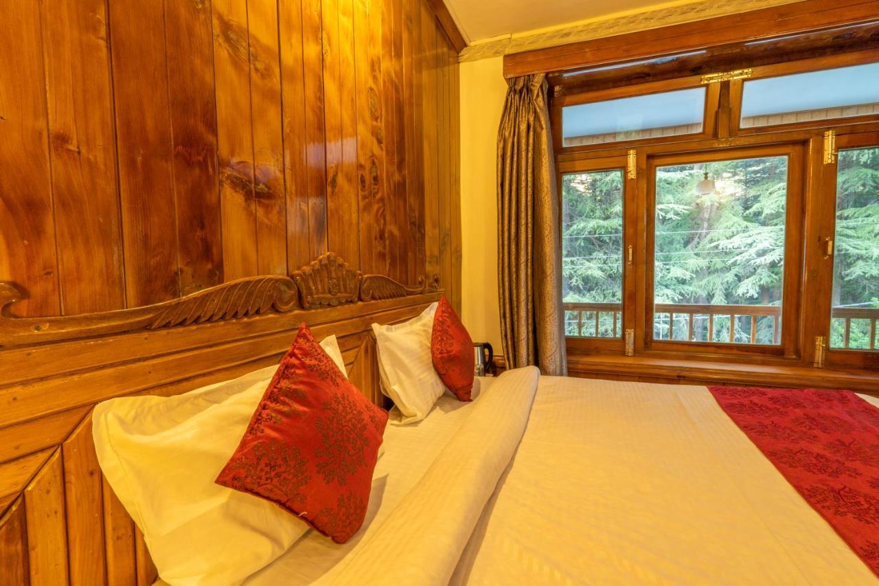 Holiday Home International -Vivaan Stays Манали Экстерьер фото