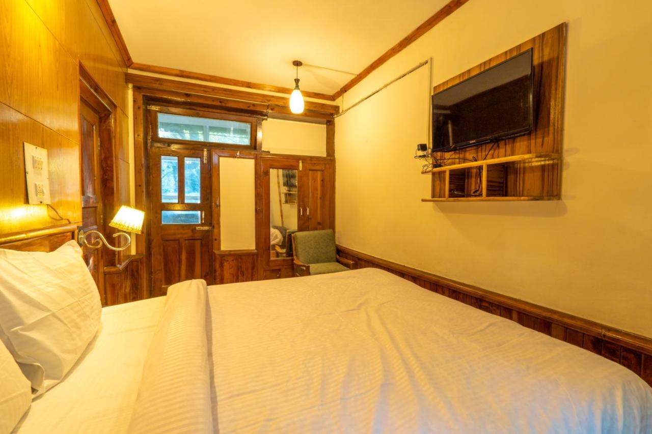 Holiday Home International -Vivaan Stays Манали Экстерьер фото