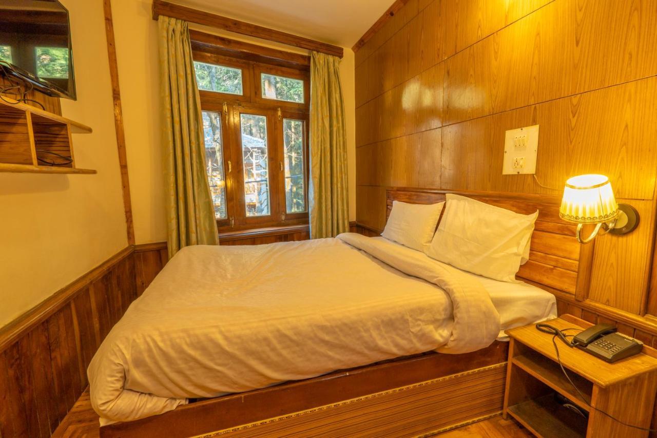 Holiday Home International -Vivaan Stays Манали Экстерьер фото